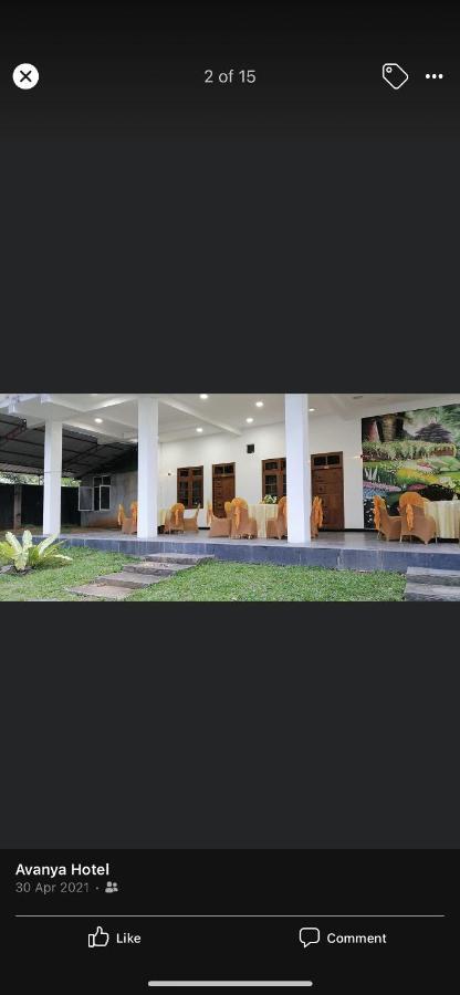 Avanya Hotel And Reception Hall Angunakolapelessa Ngoại thất bức ảnh